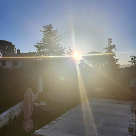 Les Hauts D'en Perrin בית נופש